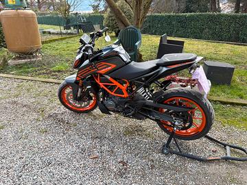 Ktm duke 125