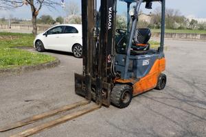 CARRELLO ELEVATORE ELETTRICO TOYOTA TRAIGO 20