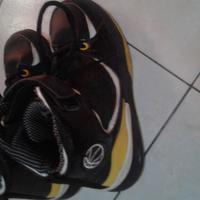 Scarpe basket 31