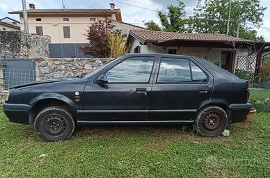 Renault 19 (1995) intera per restauro o ricambi