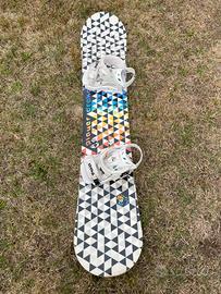 Tavola snowboard Drake 157 + attachi Drake Fifty
