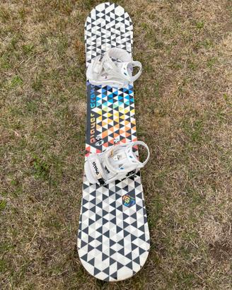 Tavola snowboard Drake 157 + attachi Drake Fifty