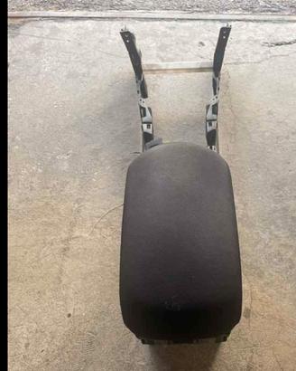 bracciolo portaoggetti rav 4 