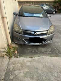 Opel astra gtc