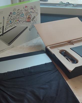 Wacom Intuos Pen & Touch Medium (CTH-680S) - Compl