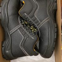 Scarpe antinfortunistiche