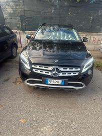 Mercedes benz GLA