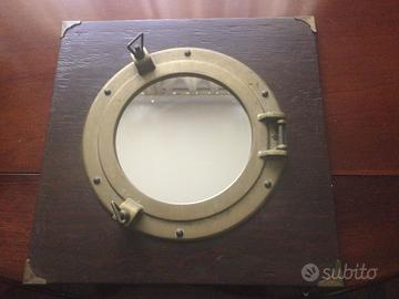 Oblo navale marinaro