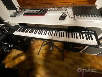 m audio keystaton 88 con pedale sp1 e alimentatore