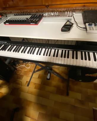 m audio keystaton 88 con pedale sp1 e alimentatore