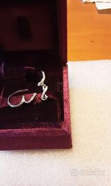 Orecchini in oro bianco 18kt con diamanti 