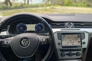 Passat b8 2015 super accessoriata 158.000 km