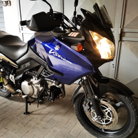 Suzuki v strom 9000 km unico propietario