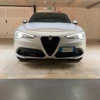 Alfa romeo stelvio veloce