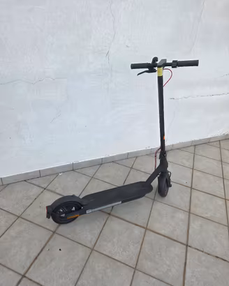 Monopattino elettrico Xiaomi Mi Pro 2 + accessori