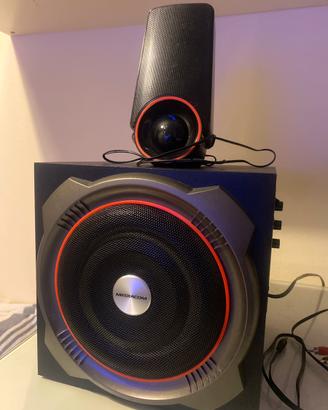 Cassa Mediacom M-DT450 con un altoparlante
