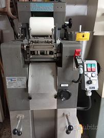 macchina per la produzione di cappelletti 