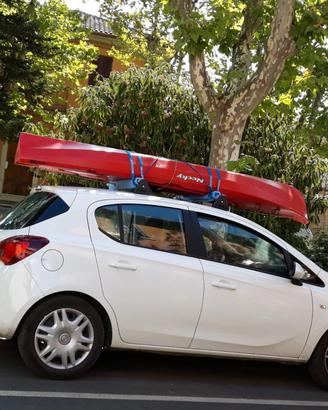 Kayak sit-in monoposto