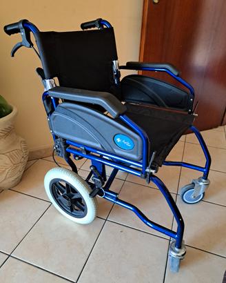 Sedia a rotelle super leggera