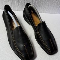 Scarpe nere in vera pelle 