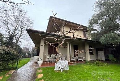 Porzione di Villa a Agrate Brianza