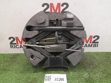 KIT ATTREZZI FORD B - Max Berlina AY1117009 (12>)