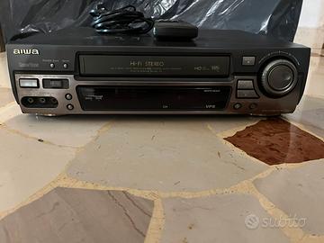 Videoresistratore vhs Aiwa