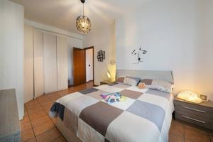 Appartamento di 70 m² con 2 locali e box auto a Pe