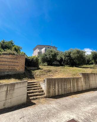 Terreno  edificabile di circa 700 mq