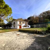 Casa Colonica con Terreno - Lapedona