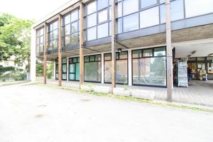 NEGOZIO A MONTECHIARUGOLO