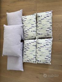 cuscini decorativi da divano o da letto