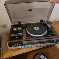 Giradischi con lettore audiocassette