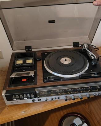 Giradischi con lettore audiocassette