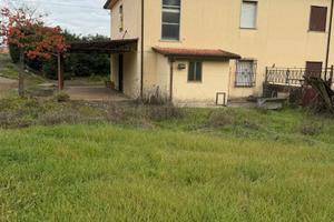 Ampia villetta 150 metri in bifamiliare