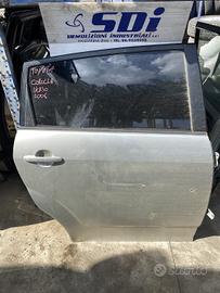 Porta post dx toyota corolla verso