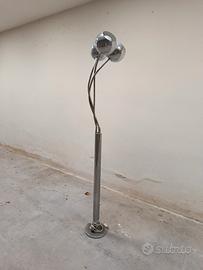 piantana anni 60 firmata
