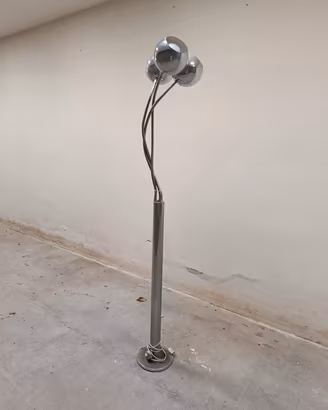 piantana anni 60 firmata