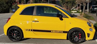 Abarth Fiat 500 Competizione