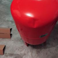Vaso di espansione per impianti idrici