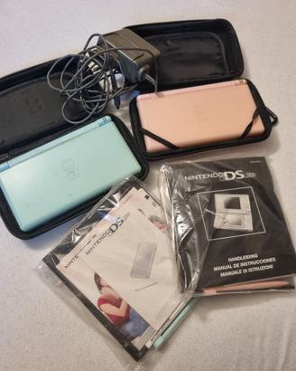 Lotto 2 Nintendo DS Lite (Azzurro e Rosa) con manu