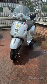 VESPA 250 GTS