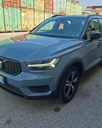 Volvo XC40 2.0 tdi 190cv r Design tetto