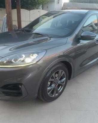 Ford Kuga st line full 2.0 D 120 cv trattabile