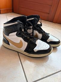 Nike Air Jordan 1 Black Metallic Gold