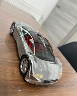 Audi Avus Quattro Revell 1:18