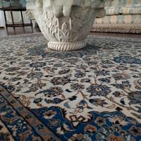 Tavolino da salotto  in marmo , capitello  scolpit