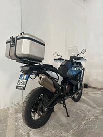 HUSQVARNA NORDEN 901 expedition