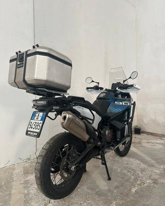 HUSQVARNA NORDEN 901 expedition