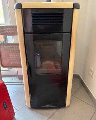Stufa a Pellet Extraflame + Aspiracenere Incluso!